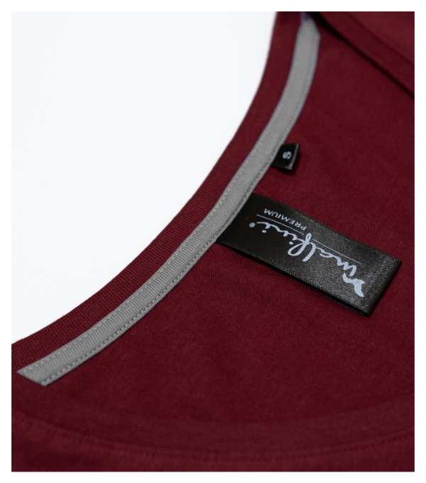 Action V-neck 701